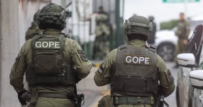 Detienen a sujeto de 53 años que almacenaba drogas y arma en Collipulli