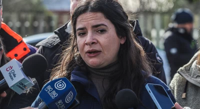 Diputadas cuestionan a exministra Orellana por supuestos "sobrecostos" en licitaciones del ministerio