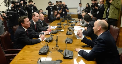 Gobierno mueve sus fichas y pacta con senadores priorizar 24 proyectos y 6 nuevas leyes en Seguridad