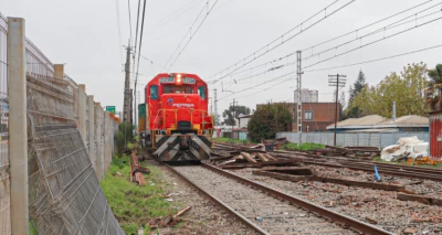 Hombre es atropellado por tren de carga en La Cruz: habría cruzado por paso irregular