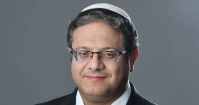 Ministro israelí cuestiona reducción de ataques en Gaza y propone "migración masiva" de palestinos