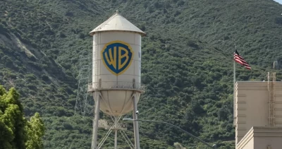 Paramount enfrenta una carrera contra reloj para cerrar la polémica compra de Warner